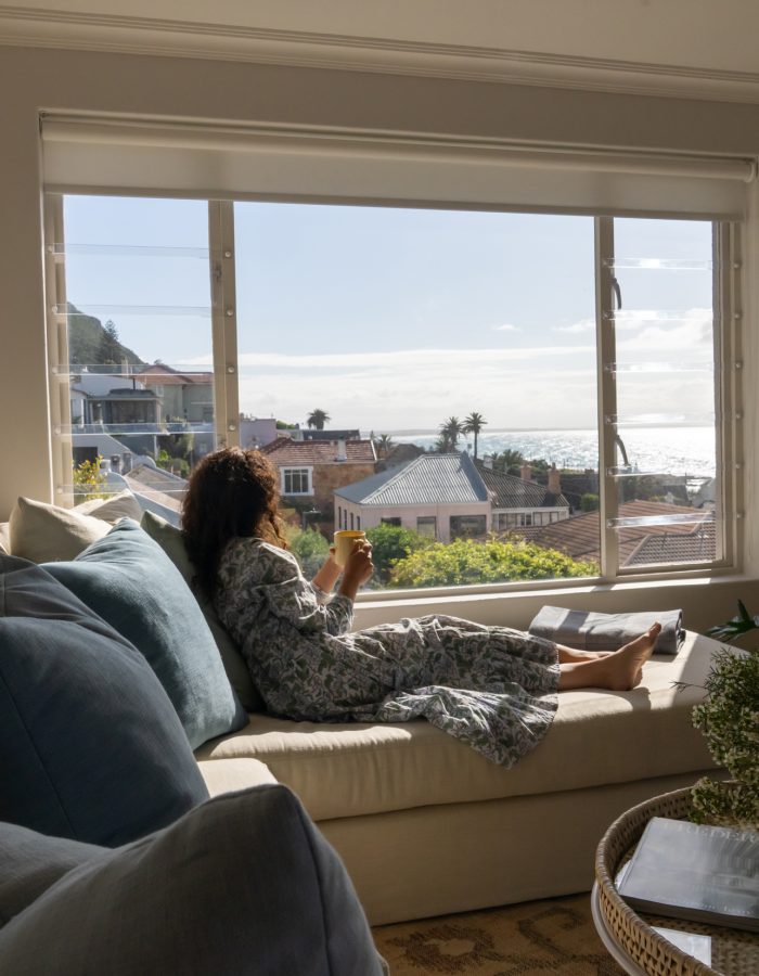 bliss-seaside-apartment-ocean-view-lounge